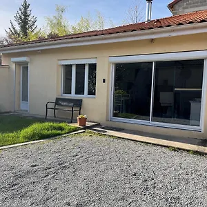 Jolie Maison De Campagne, Compostelle Hébergement de vacances Soleymieux